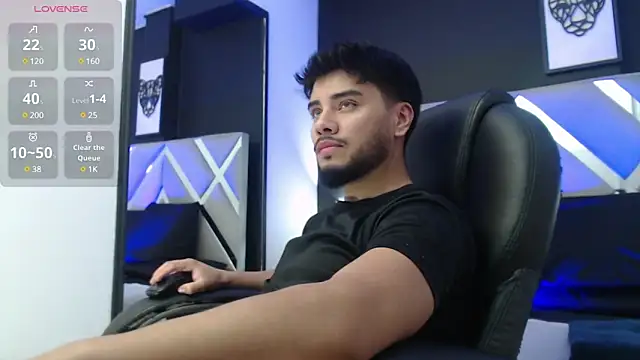 Tommidubois online show from December 2024 06:43:02 PM