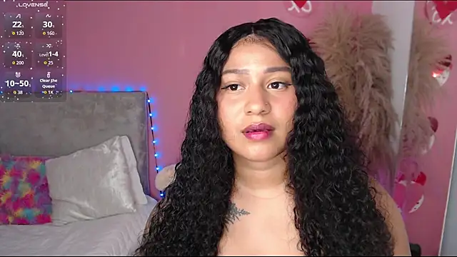 Snapshot of alinakiss chatting on March 2026 02:11:01 AM alinakiss online show from March 2026 02:11:01 AM