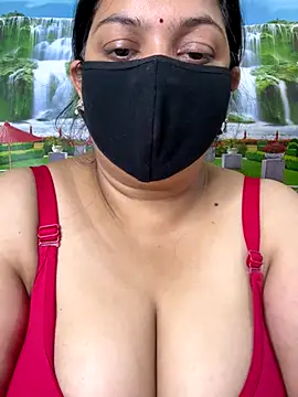 Snapshot of vinky05 chatting on September 2025 03:35:02 PM vinky05 online show from September 2025 03:35:02 PM