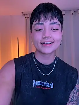 Chriss gomez2 online show from June 2026 06:11:02 AM