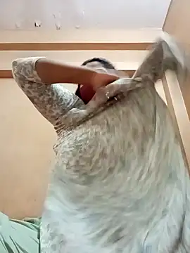 Snapshot of Magical_Girl- chatting on January 2025 03:20:02 AM Magical Girl- online show from January 2025 03:20:02 AM