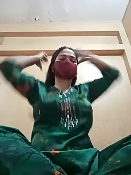 Snapshot of Magical_Girl- chatting on January 2025 03:31:01 AM Magical Girl- online show from January 2025 03:31:01 AM