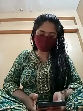 Snapshot of Magical_Girl- chatting on January 2025 03:20:01 AM Magical Girl- online show from January 2025 03:20:01 AM