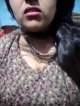 Love-Veronica online show from April 2026 01:36:01 PM