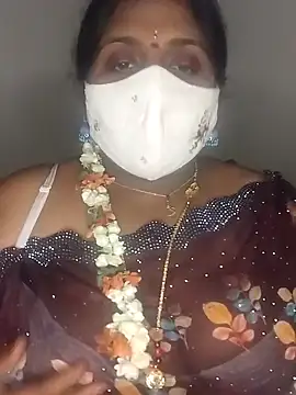 Snapshot of Sexy_Radhikaa chatting on March 2025 03:05:01 PM Sexy Radhikaa online show from March 2025 03:05:01 PM