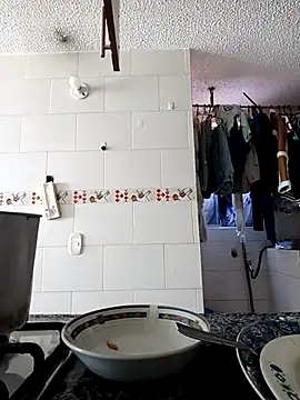 Snapshot of laura_arias018 chatting on September 2025 08:31:02 PM laura arias018 online show from September 2025 08:31:02 PM