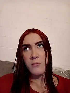 Snapshot of laura_arias018 chatting on October 2025 11:29:02 PM laura arias018 online show from October 2025 11:29:02 PM