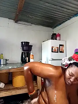 curvyloneah75 online show from November 2025 06:08:01 AM