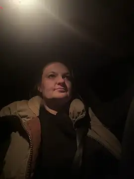 Snapshot of Inked_blondi chatting on February 2025 01:58:01 AM Inked blondi online show from February 2025 01:58:01 AM