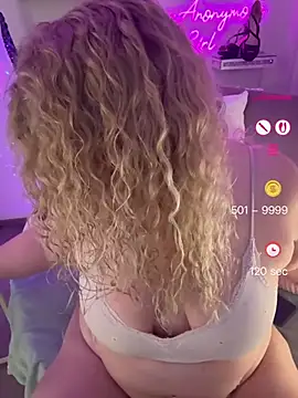 CurvyAnonymousGirl89 online show from April 2026 03:06:01 PM