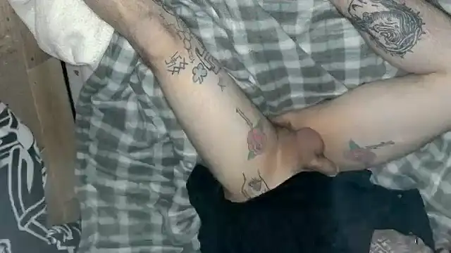 Fuckboy4public online show from November 2025 03:19:01 AM