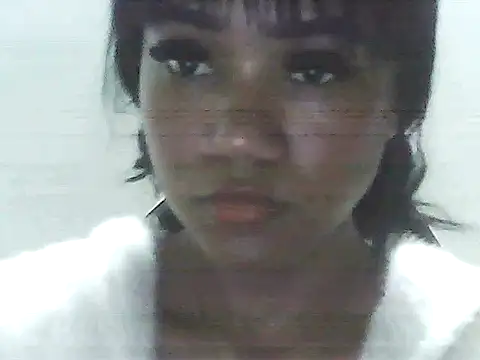 Fariana01 online show from May 2026 10:04:02 PM