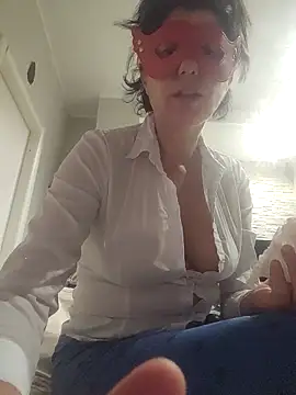 Snapshot of Vagabondainnamorata chatting on April 2026 04:46:01 AM Vagabondainnamorata online show from April 2026 04:46:01 AM