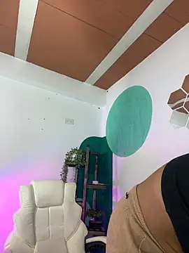 LollaByer online show from September 2025 09:04:02 PM