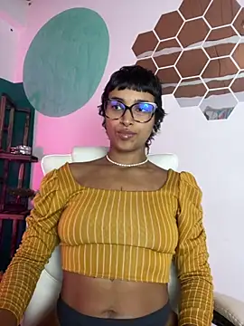 LollaByer online show from October 2025 10:52:02 PM