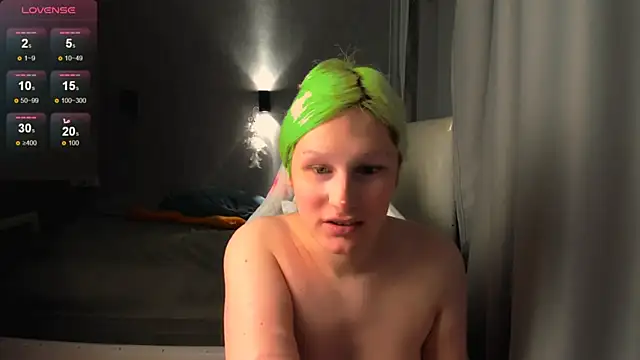 Kleo Godde online show from October 2025 09:54:02 PM