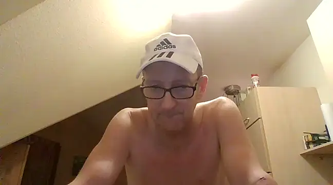 Snapshot of nacktchiller1076 chatting on December 2024 09:12:01 PM nacktchiller1076 online show from December 2024 09:12:01 PM