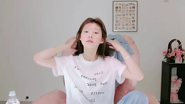 yangyang-1115 online show from May 2026 04:54:02 AM