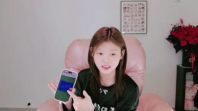yangyang-1115 online show from May 2026 01:06:01 PM