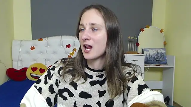 MichelLeee online show from December 2025 12:21:02 PM