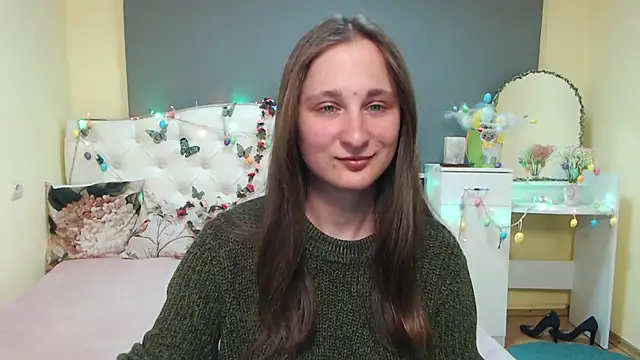 MichelLeee online show from April 2026 11:43:01 AM