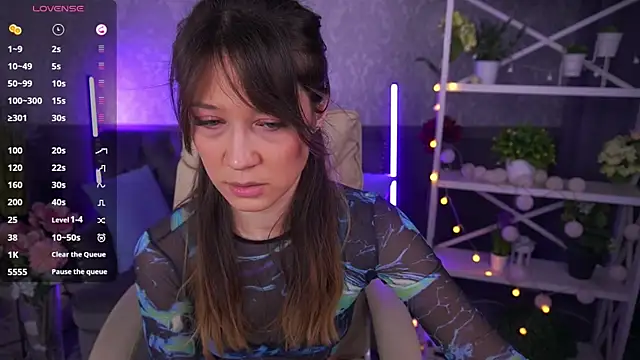 DreamyLinaa online show from February 2025 07:23:02 AM