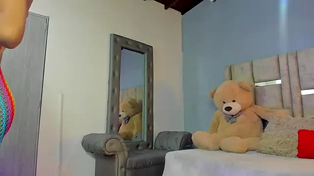 AshleyHill2 online show from September 2025 03:17:02 AM