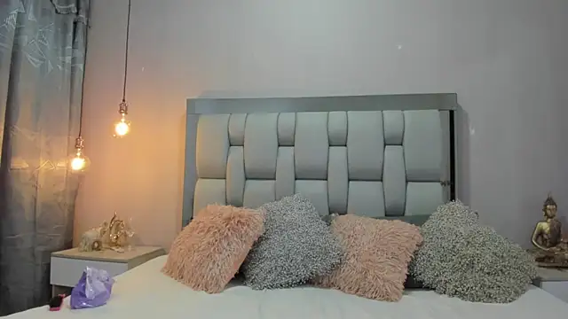 AshleyHill2 online show from October 2025 03:18:02 AM