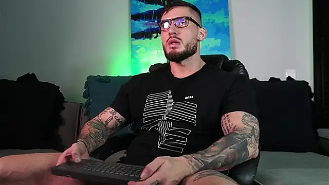 DimitriSullivan  online show from December 2024 03:03:02 AM