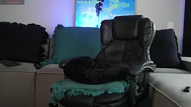 DimitriSullivan  online show from January 2025 01:25:02 PM