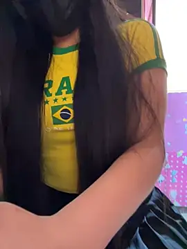 Velyn 18 online show from February 2026 03:32:02 PM