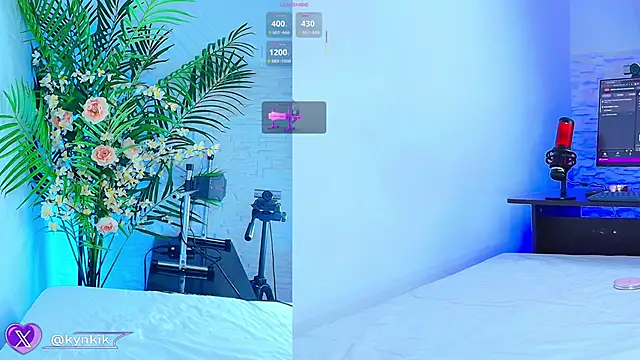 Snapshot of Kinky__Karo chatting on November 2025 12:11:02 AM Kinky Karo online show from November 2025 12:11:02 AM