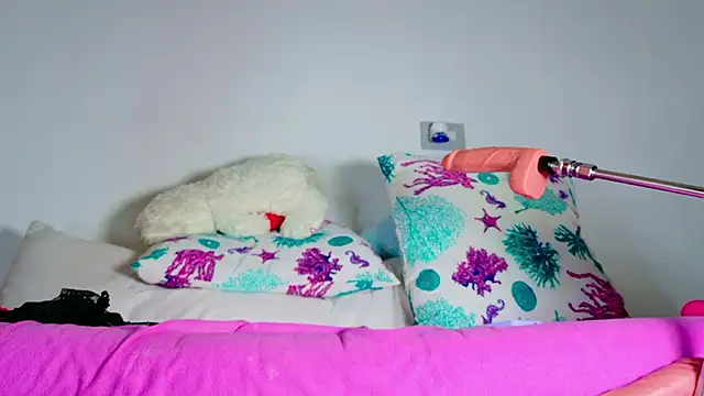 NeredaXxx online show from February 2026 09:05:01 AM