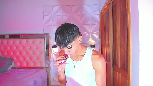 Snapshot of im_sebaslopez chatting on March 2026 07:57:01 PM im sebaslopez online show from March 2026 07:57:01 PM