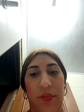 Snapshot of bigasssweet_2 chatting on December 2024 06:50:01 PM bigasssweet 2 online show from December 2024 06:50:01 PM