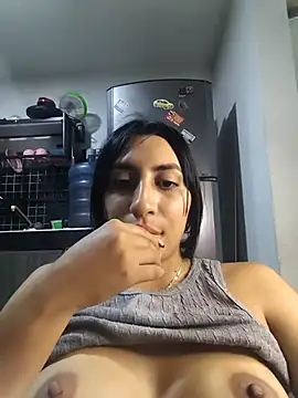 Snapshot of bigasssweet_2 chatting on October 2025 01:02:02 AM bigasssweet 2 online show from October 2025 01:02:02 AM