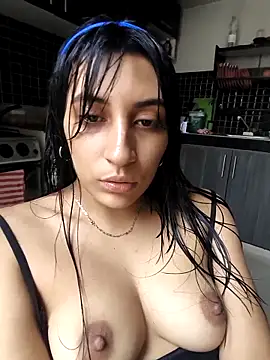 Snapshot of bigasssweet_2 chatting on October 2025 06:32:01 PM bigasssweet 2 online show from October 2025 06:32:01 PM