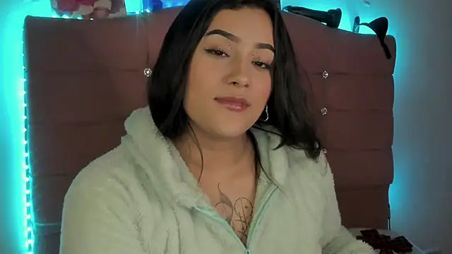 male couper online show from December 2024 03:27:02 AM