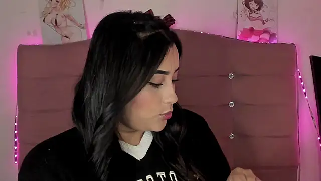 male couper online show from January 2025 12:50:01 PM