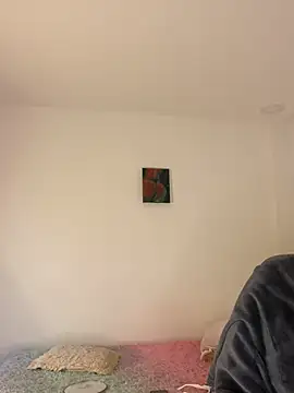 Snapshot of Valery_hilthon chatting on April 2026 10:55:02 PM Valery hilthon online show from April 2026 10:55:02 PM