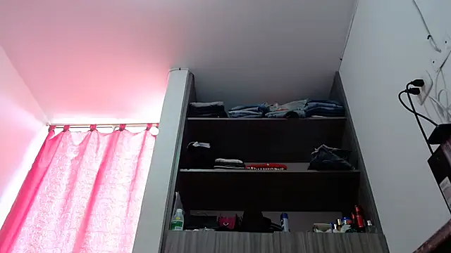 Snapshot of nicolle_milf1978 chatting on February 2026 12:22:02 PM nicolle milf1978 online show from February 2026 12:22:02 PM