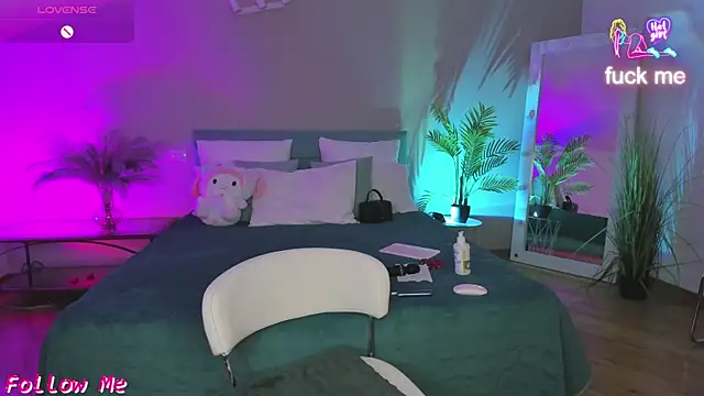 Snapshot of Lana_kitty__ chatting on May 2026 02:08:02 AM Lana kitty online show from May 2026 02:08:02 AM