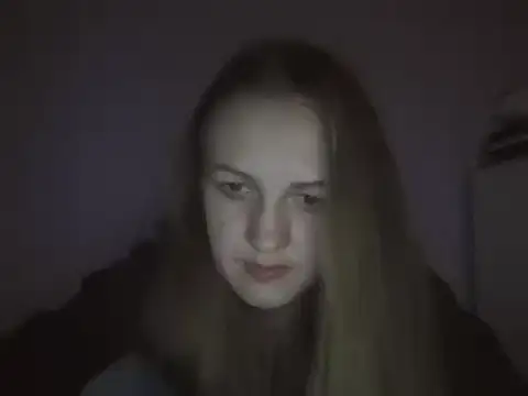 Snapshot of Milaniya261 chatting on February 2025 12:28:01 AM Milaniya261 online show from February 2025 12:28:01 AM