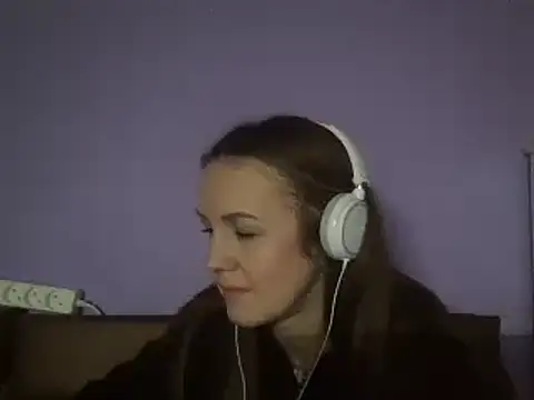 Snapshot of Milaniya261 chatting on February 2025 04:07:01 AM Milaniya261 online show from February 2025 04:07:01 AM