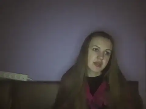 Snapshot of Milaniya261 chatting on February 2025 01:15:02 AM Milaniya261 online show from February 2025 01:15:02 AM