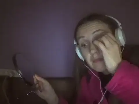 Snapshot of Milaniya261 chatting on March 2025 03:28:02 AM Milaniya261 online show from March 2025 03:28:02 AM