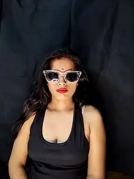 riyagupta5 online show from November 2025 05:11:01 PM