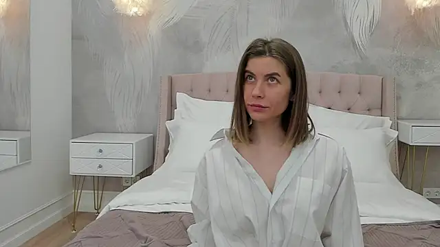 VikkiStorm online show from January 2025 07:00:01 AM