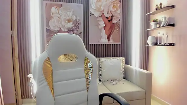 pola adams  online show from September 2025 10:27:01 AM