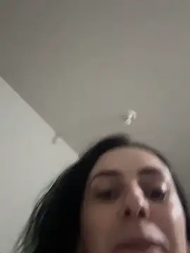 Morguisssz online show from April 2026 09:32:02 PM